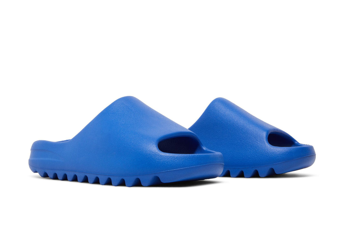 Yeezy Slides 'Azure'