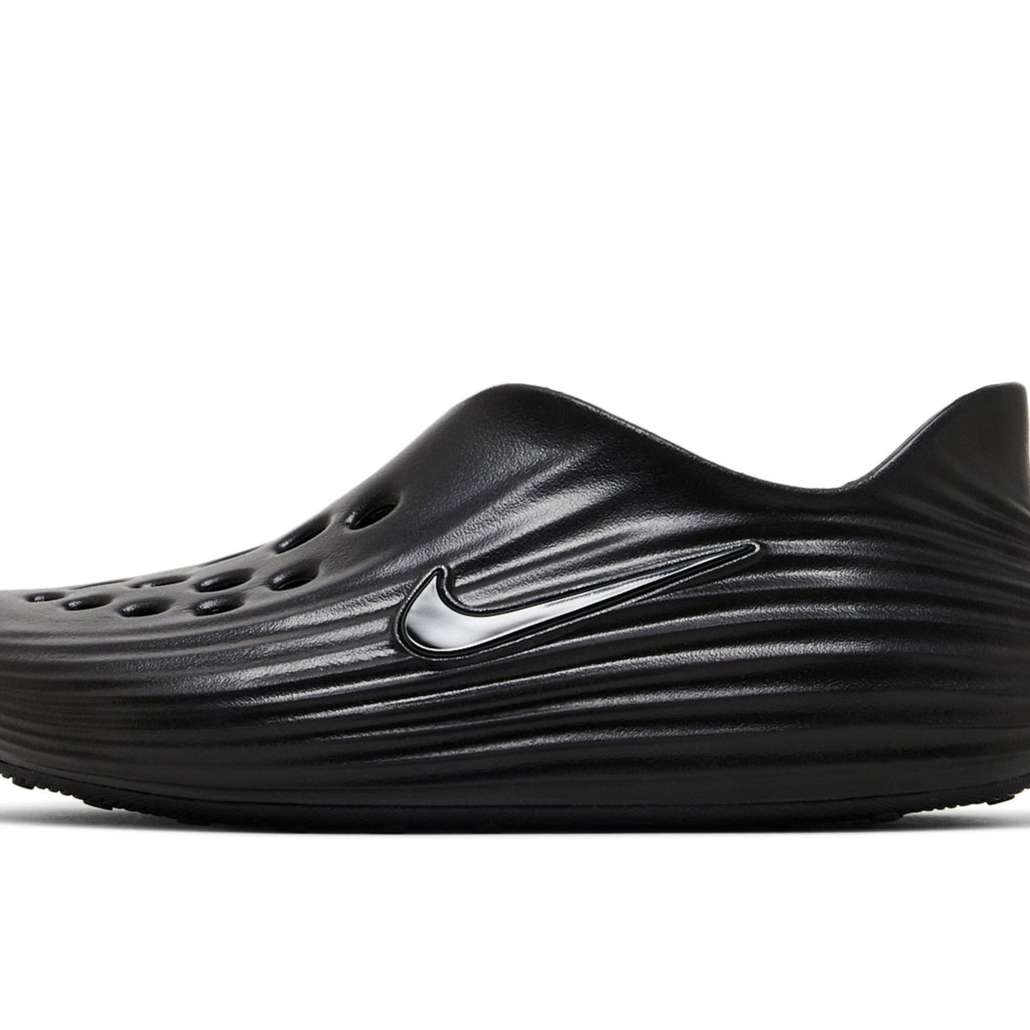 Nike ReactX Rejuven8 'Triple Black'