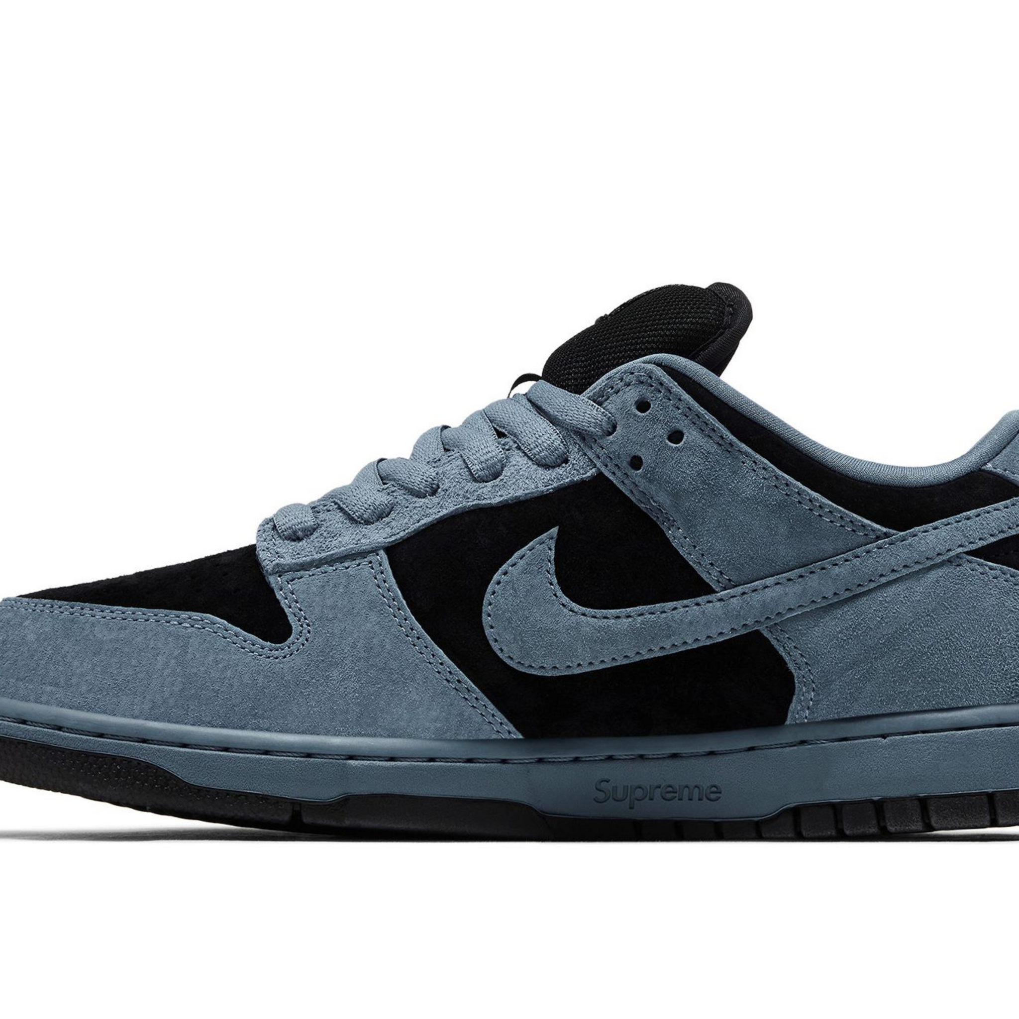 Supreme x Dunk Low SB 'Ocean Fog'
