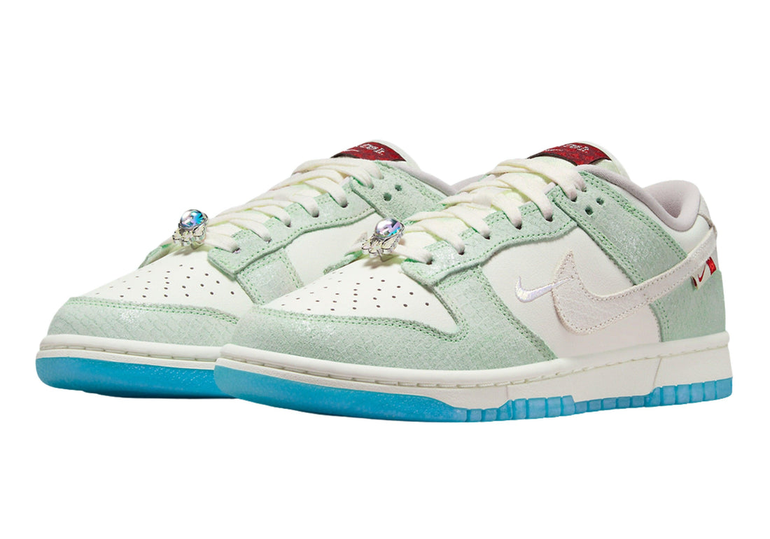 Wmns Dunk Low LX 'Year of the Dragon'