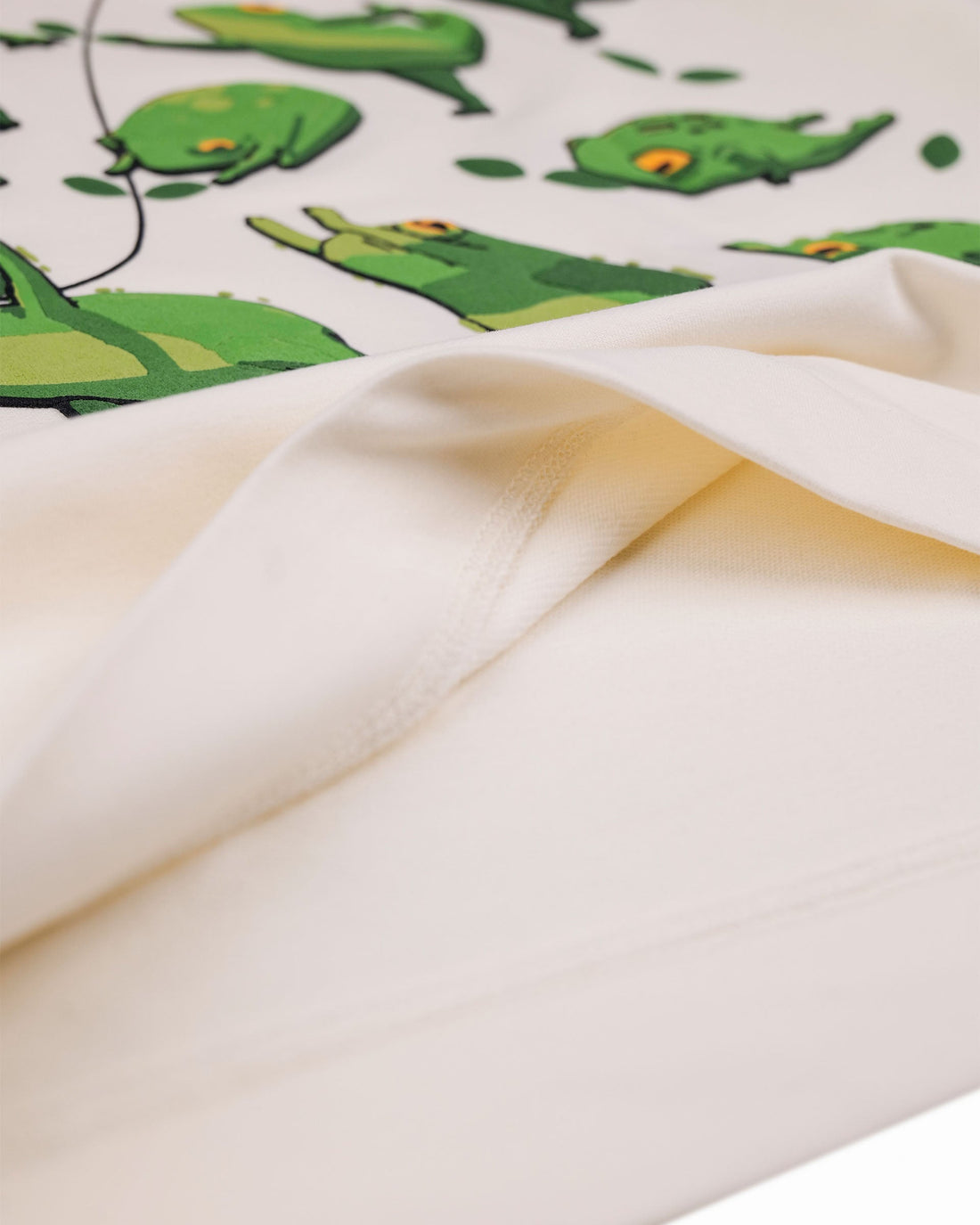 Toad – Off White Oversized T-shirt