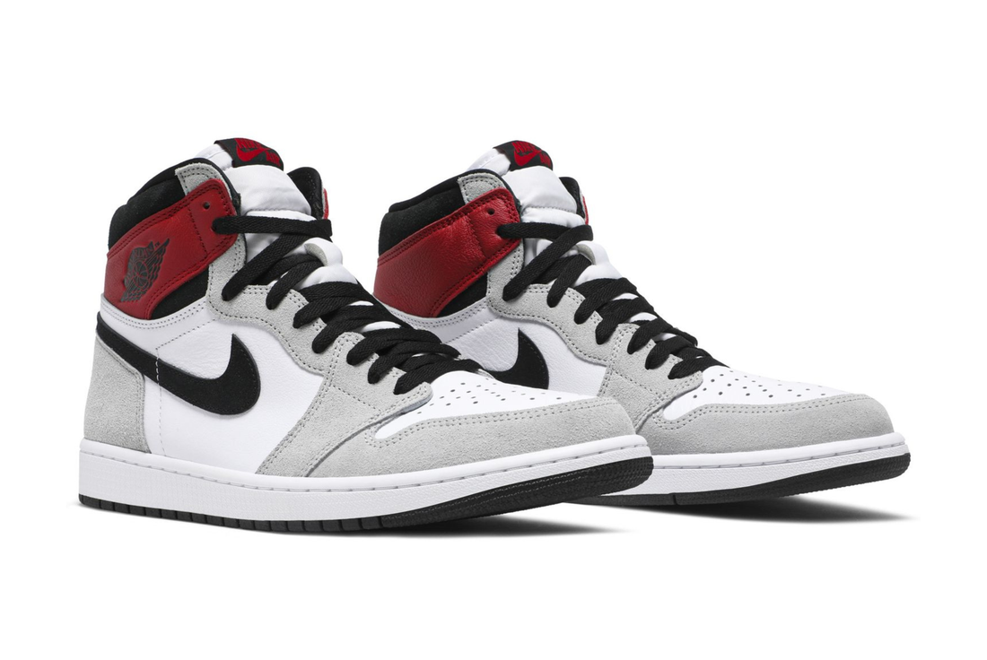 Air Jordan 1 Retro High OG 'Smoke Grey'