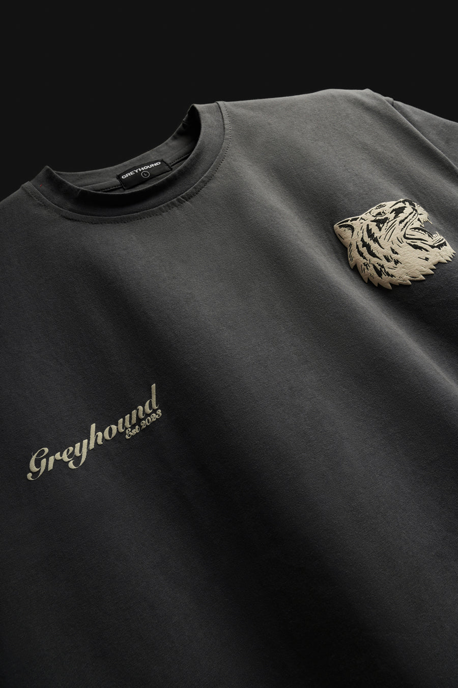 Showstopper Tee - Greyhound Original