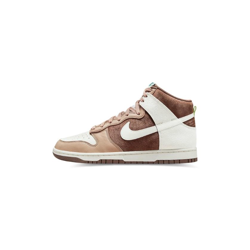 Nike Dunk High 'Light Chocolate'