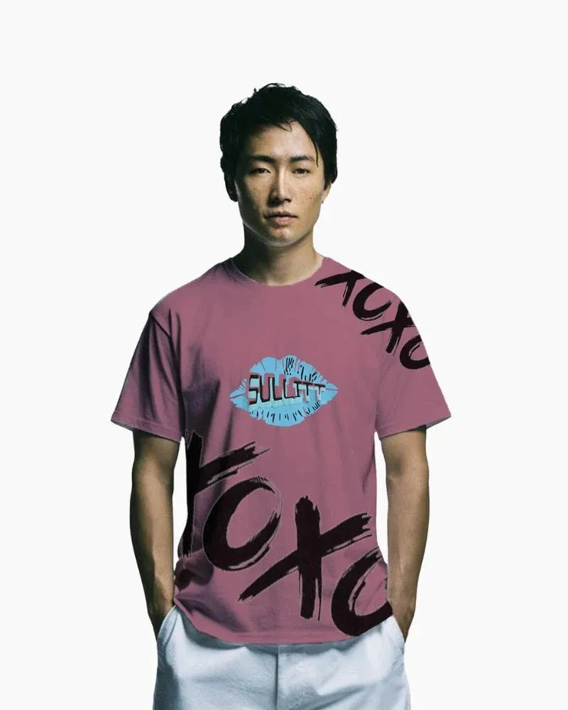 HUGS AND KISSES OVERSIZED T-SHIRT